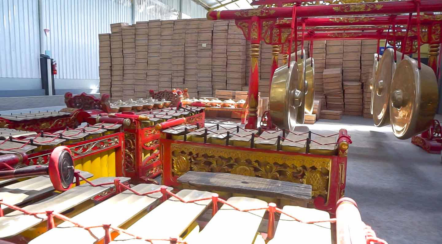 gamelan molding